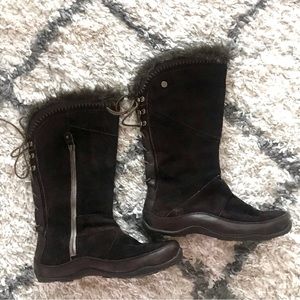 The North Face snow boots. Insulated. Brown suede. Waterproof.